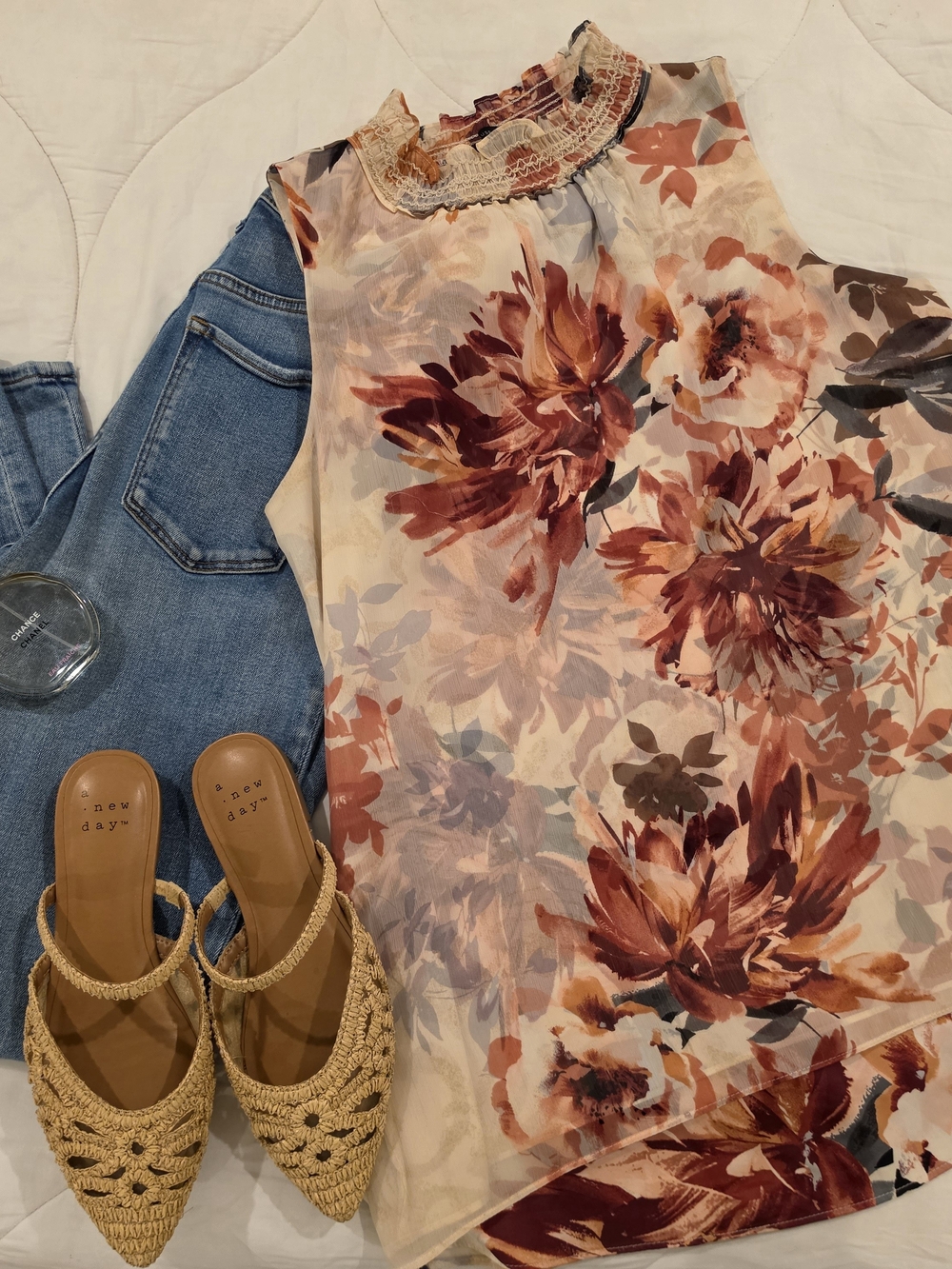 Floral WHBM Sleeveless Women's Blouse